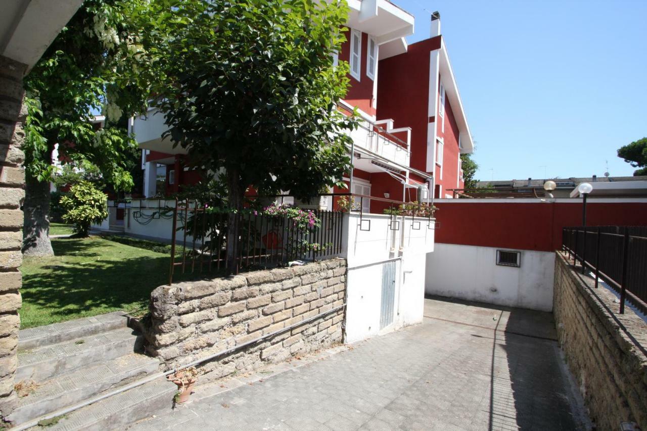 Villa Della Tartaruga Casal Palocco Εξωτερικό φωτογραφία