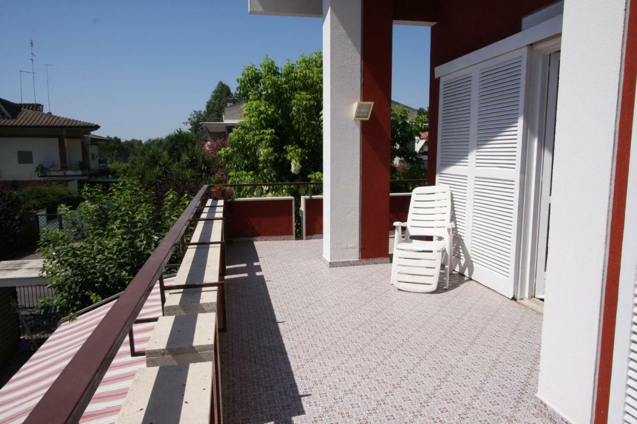 Villa Della Tartaruga Casal Palocco Εξωτερικό φωτογραφία